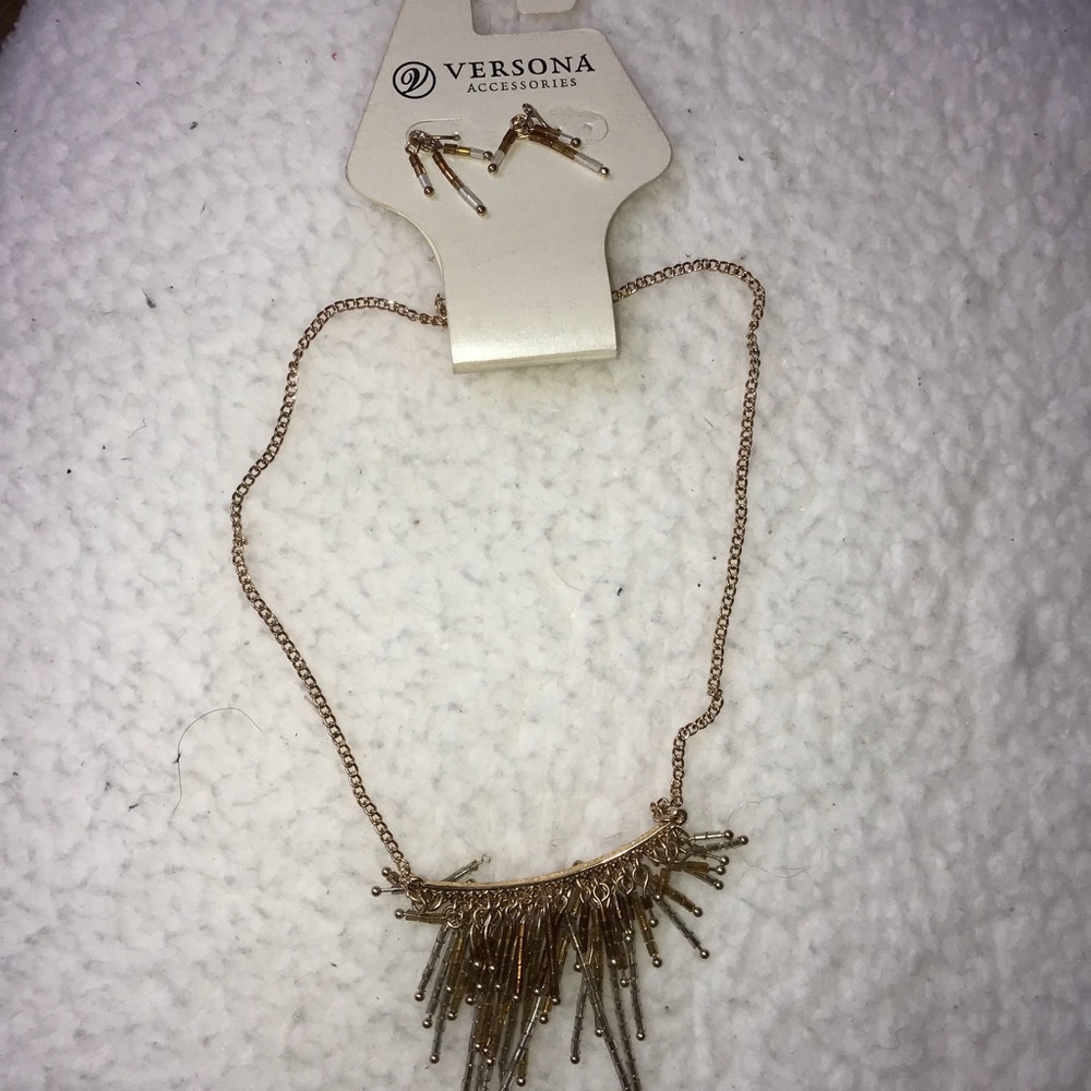 Necklace and earrings combo